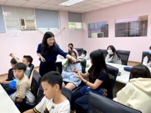 基隆建德國小法治教育演講